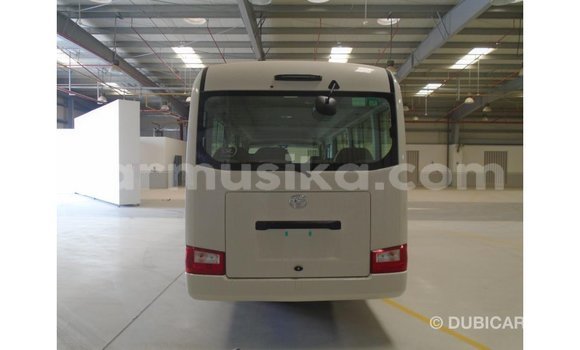 Acheter Import Voiture Abarth 595 Blanc à Import - Dubai, Harare Acheter Import Voiture Abarth 595 Blanc à Import - Dubai, Harare