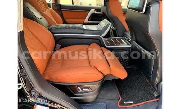 Buy Import Toyota Land Cruiser Black Car in Import - Dubai in Harare Buy Import Toyota Land Cruiser Black Car in Import - Dubai in Harare