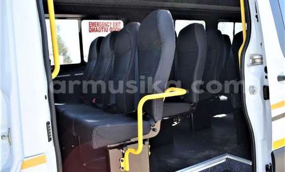 Buy Used Mercedes‒Benz S–Class White Car in Beitbridge in Matabeleland South Buy Used Mercedes‒Benz S–Class White Car in Beitbridge in Matabeleland South