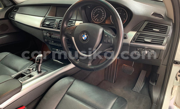 Acheter Occasion Voiture BMW X5 Blanc à Beitbridge, Matabeleland South Acheter Occasion Voiture BMW X5 Blanc à Beitbridge, Matabeleland South