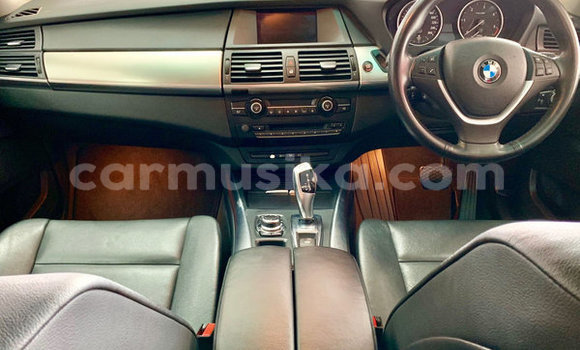 Acheter Occasion Voiture BMW X5 Blanc à Beitbridge, Matabeleland South Acheter Occasion Voiture BMW X5 Blanc à Beitbridge, Matabeleland South