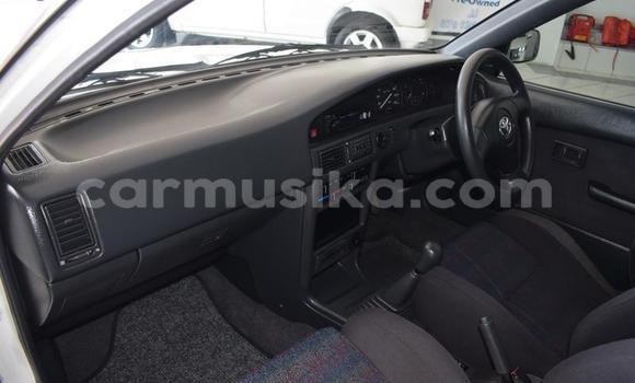 Acheter Occasion Voiture Toyota T100 Blanc à Beitbridge, Matabeleland South Acheter Occasion Voiture Toyota T100 Blanc à Beitbridge, Matabeleland South