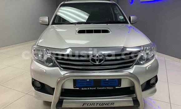 Tenga Tsaru Toyota Fortuner Sirivha Mota in Beitbridge in Matabeleland South Tenga Tsaru Toyota Fortuner Sirivha Mota in Beitbridge in Matabeleland South
