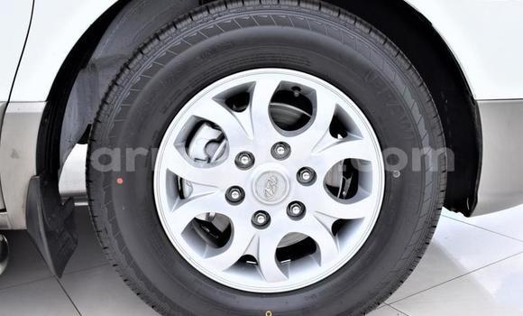 Tenga Tsaru Hyundai H1 Chena Mota in Beitbridge in Matabeleland South Tenga Tsaru Hyundai H1 Chena Mota in Beitbridge in Matabeleland South