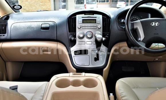 Tenga Tsaru Hyundai H1 Chena Mota in Beitbridge in Matabeleland South Tenga Tsaru Hyundai H1 Chena Mota in Beitbridge in Matabeleland South