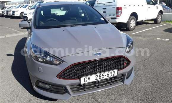 Acheter Occasion Voiture Ford Focus ST Autre à Beitbridge, Matabeleland South Acheter Occasion Voiture Ford Focus ST Autre à Beitbridge, Matabeleland South
