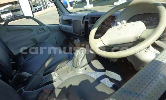 Acheter Occasion Utilitaire Toyota Dyna Blanc à Beitbridge, Matabeleland South Acheter Occasion Utilitaire Toyota Dyna Blanc à Beitbridge, Matabeleland South