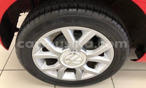 Acheter Occasion Voiture Volkswagen up! Rouge à Beitbridge, Matabeleland South Acheter Occasion Voiture Volkswagen up! Rouge à Beitbridge, Matabeleland South