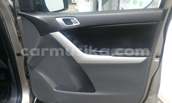 Acheter Occasion Voiture Mazda BT-50 Autre à Beitbridge, Matabeleland South Acheter Occasion Voiture Mazda BT-50 Autre à Beitbridge, Matabeleland South