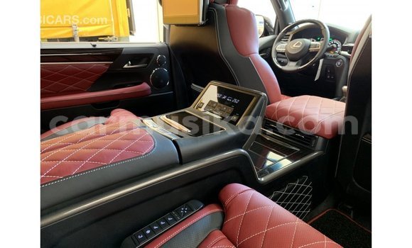 Acheter Import Voiture Lexus CT Noir à Import - Dubai, Harare Acheter Import Voiture Lexus CT Noir à Import - Dubai, Harare