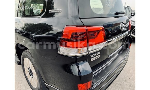 Acheter Import Voiture Toyota Land Cruiser Noir à Import - Dubai, Harare Acheter Import Voiture Toyota Land Cruiser Noir à Import - Dubai, Harare