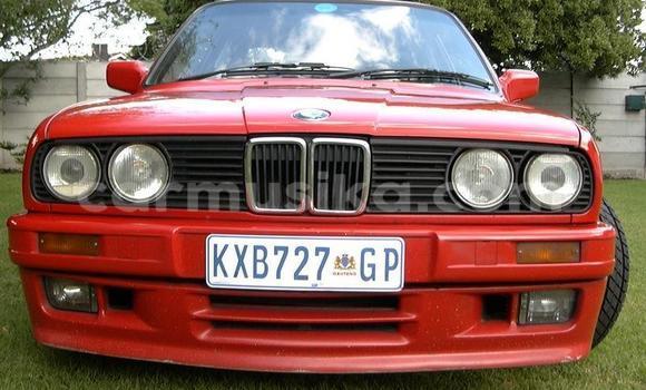 Acheter Occasion Voiture BMW 3–Series Rouge à Beitbridge, Matabeleland South Acheter Occasion Voiture BMW 3–Series Rouge à Beitbridge, Matabeleland South