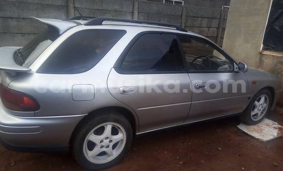 Nunua Ilio tumika Subaru Impreza Fedha Gari ndani ya Kuwadzana nchini Harare