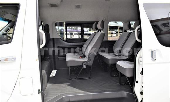 Acheter Occasion Voiture Toyota Aristo Blanc à Beitbridge, Matabeleland South Acheter Occasion Voiture Toyota Aristo Blanc à Beitbridge, Matabeleland South