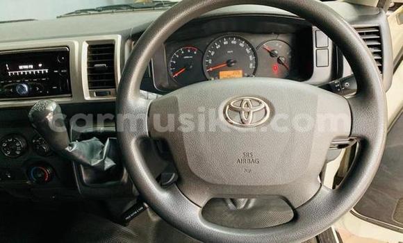 Acheter Occasion Voiture Toyota Aristo Blanc à Beitbridge, Matabeleland South Acheter Occasion Voiture Toyota Aristo Blanc à Beitbridge, Matabeleland South