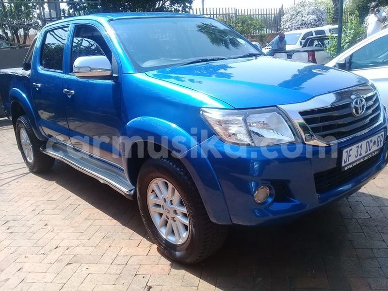 Big with watermark toyota hilux matabeleland south beitbridge 11182