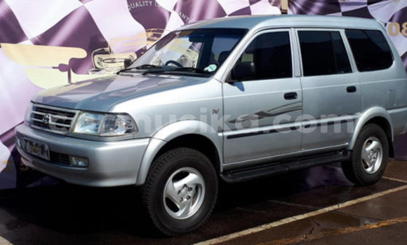 Buy Used Toyota Comfort Silver Car in Beitbridge in Matabeleland South Buy Used Toyota Comfort Silver Car in Beitbridge in Matabeleland South