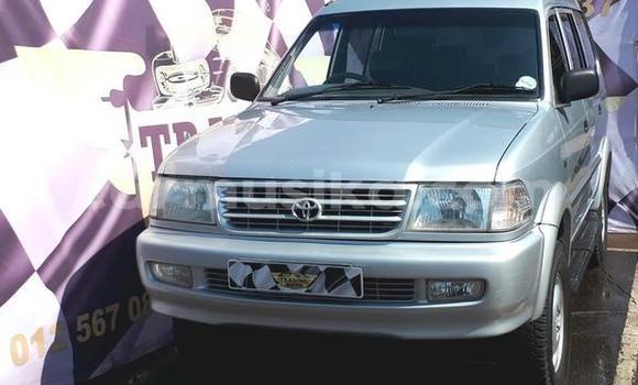 Buy Used Toyota Comfort Silver Car in Beitbridge in Matabeleland South Buy Used Toyota Comfort Silver Car in Beitbridge in Matabeleland South