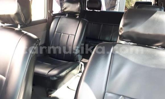 Buy Used Toyota Comfort Silver Car in Beitbridge in Matabeleland South Buy Used Toyota Comfort Silver Car in Beitbridge in Matabeleland South