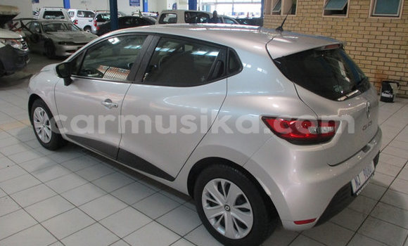 Acheter Occasion Voiture Renault Clio Gris à Beitbridge, Matabeleland South Acheter Occasion Voiture Renault Clio Gris à Beitbridge, Matabeleland South