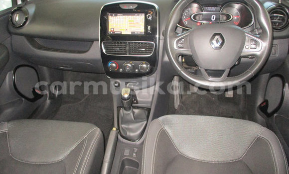 Acheter Occasion Voiture Renault Clio Gris à Beitbridge, Matabeleland South Acheter Occasion Voiture Renault Clio Gris à Beitbridge, Matabeleland South
