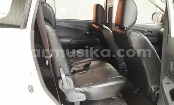 Tenga Tsaru Toyota Avanza Chena Mota in Beitbridge in Matabeleland South Tenga Tsaru Toyota Avanza Chena Mota in Beitbridge in Matabeleland South