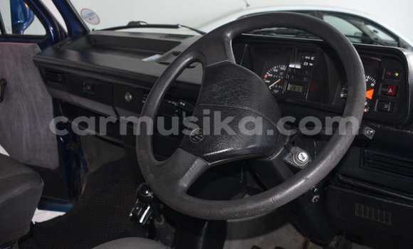 Tenga Tsaru Volkswagen Caravelle Bhuruu Mota in Beitbridge in Matabeleland South Tenga Tsaru Volkswagen Caravelle Bhuruu Mota in Beitbridge in Matabeleland South