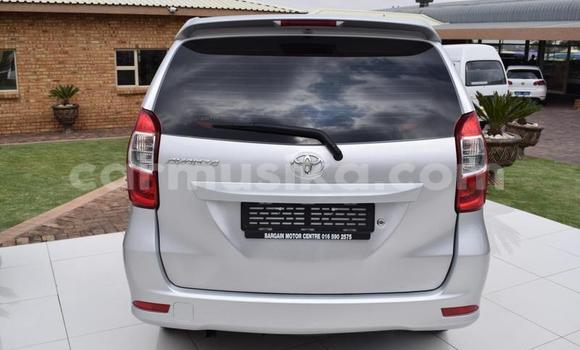 Acheter Occasion Voiture Toyota Avanza Gris à Beitbridge, Matabeleland South Acheter Occasion Voiture Toyota Avanza Gris à Beitbridge, Matabeleland South