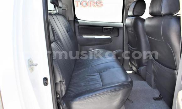 Acheter Occasion Voiture Toyota Hilux Blanc à Beitbridge, Matabeleland South Acheter Occasion Voiture Toyota Hilux Blanc à Beitbridge, Matabeleland South