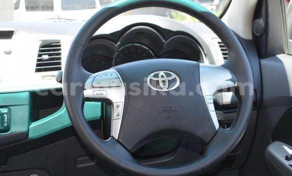 Acheter Occasion Voiture Toyota Hilux Blanc à Beitbridge, Matabeleland South Acheter Occasion Voiture Toyota Hilux Blanc à Beitbridge, Matabeleland South