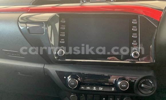 Buy Used Toyota Hilux Green Car in Beitbridge in Matabeleland South Buy Used Toyota Hilux Green Car in Beitbridge in Matabeleland South