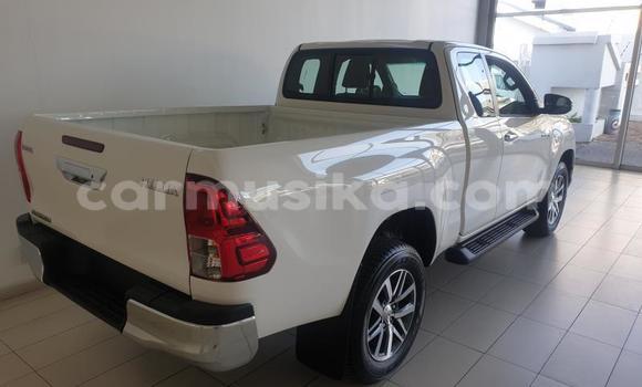 Acheter Occasion Voiture Toyota Hilux Autre à Beitbridge, Matabeleland South Acheter Occasion Voiture Toyota Hilux Autre à Beitbridge, Matabeleland South