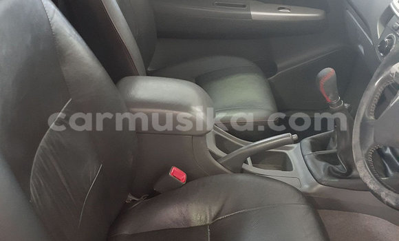 Buy Used Toyota Hilux Red Car in Beitbridge in Matabeleland South Buy Used Toyota Hilux Red Car in Beitbridge in Matabeleland South