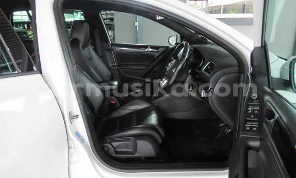 Buy Used Volkswagen Golf GTI White Car in Beitbridge in Matabeleland South Buy Used Volkswagen Golf GTI White Car in Beitbridge in Matabeleland South