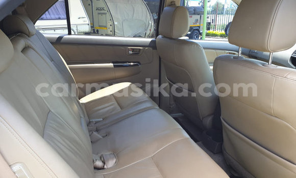 Acheter Occasion Voiture Toyota Fortuner Autre à Beitbridge, Matabeleland South Acheter Occasion Voiture Toyota Fortuner Autre à Beitbridge, Matabeleland South