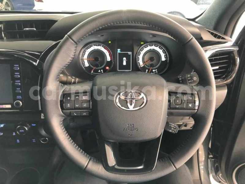 Big with watermark toyota hilux matabeleland south beitbridge 11227