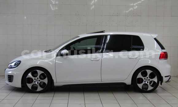 Buy Used Volkswagen Golf GTI White Car in Beitbridge in Matabeleland South Buy Used Volkswagen Golf GTI White Car in Beitbridge in Matabeleland South