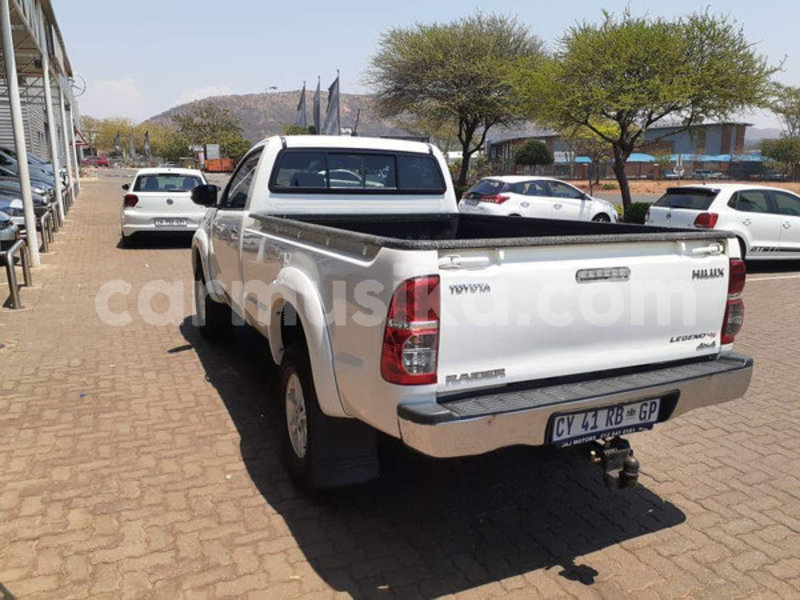 Big with watermark toyota hilux matabeleland south beitbridge 11230