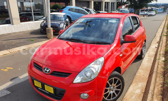 Acheter Occasion Voiture Hyundai i20 Rouge à Beitbridge, Matabeleland South Acheter Occasion Voiture Hyundai i20 Rouge à Beitbridge, Matabeleland South