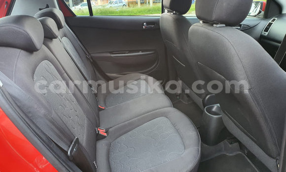 Acheter Occasion Voiture Hyundai i20 Rouge à Beitbridge, Matabeleland South Acheter Occasion Voiture Hyundai i20 Rouge à Beitbridge, Matabeleland South