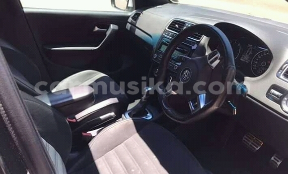 Nunua Ilio tumika Volkswagen Polo GTI Nyeupe Gari ndani ya Beitbridge nchini Matabeleland Kusini Nunua Ilio tumika Volkswagen Polo GTI Nyeupe Gari ndani ya Beitbridge nchini Matabeleland Kusini