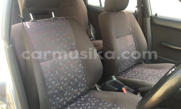 Acheter Occasion Voiture Toyota Corolla Gris à Beitbridge, Matabeleland South Acheter Occasion Voiture Toyota Corolla Gris à Beitbridge, Matabeleland South