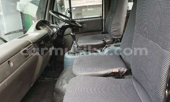 Acheter Occasion Utilitaire Nissan UD Blanc à Beitbridge, Matabeleland South Acheter Occasion Utilitaire Nissan UD Blanc à Beitbridge, Matabeleland South