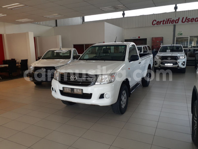 Big with watermark toyota hilux matabeleland south beitbridge 11253