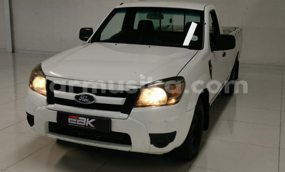 Acheter Occasion Voiture Ford Ranger Blanc à Beitbridge, Matabeleland South Acheter Occasion Voiture Ford Ranger Blanc à Beitbridge, Matabeleland South
