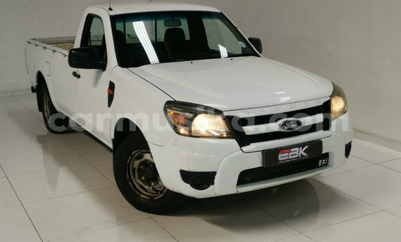 Acheter Occasion Voiture Ford Ranger Blanc à Beitbridge, Matabeleland South Acheter Occasion Voiture Ford Ranger Blanc à Beitbridge, Matabeleland South
