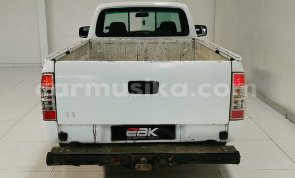 Acheter Occasion Voiture Ford Ranger Blanc à Beitbridge, Matabeleland South Acheter Occasion Voiture Ford Ranger Blanc à Beitbridge, Matabeleland South