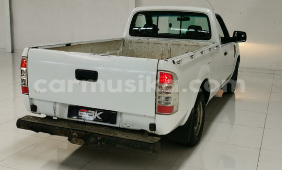 Acheter Occasion Voiture Ford Ranger Blanc à Beitbridge, Matabeleland South Acheter Occasion Voiture Ford Ranger Blanc à Beitbridge, Matabeleland South