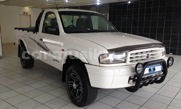 Buy Used Mazda B–series White Car in Beitbridge in Matabeleland South Buy Used Mazda B–series White Car in Beitbridge in Matabeleland South