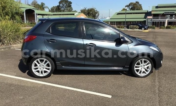 Tenga Tsaru Mazda 2 Zvimwe Mota in Beitbridge in Matabeleland South Tenga Tsaru Mazda 2 Zvimwe Mota in Beitbridge in Matabeleland South